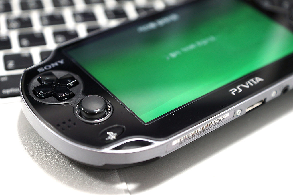 PS VITA (PlayStation Vita)