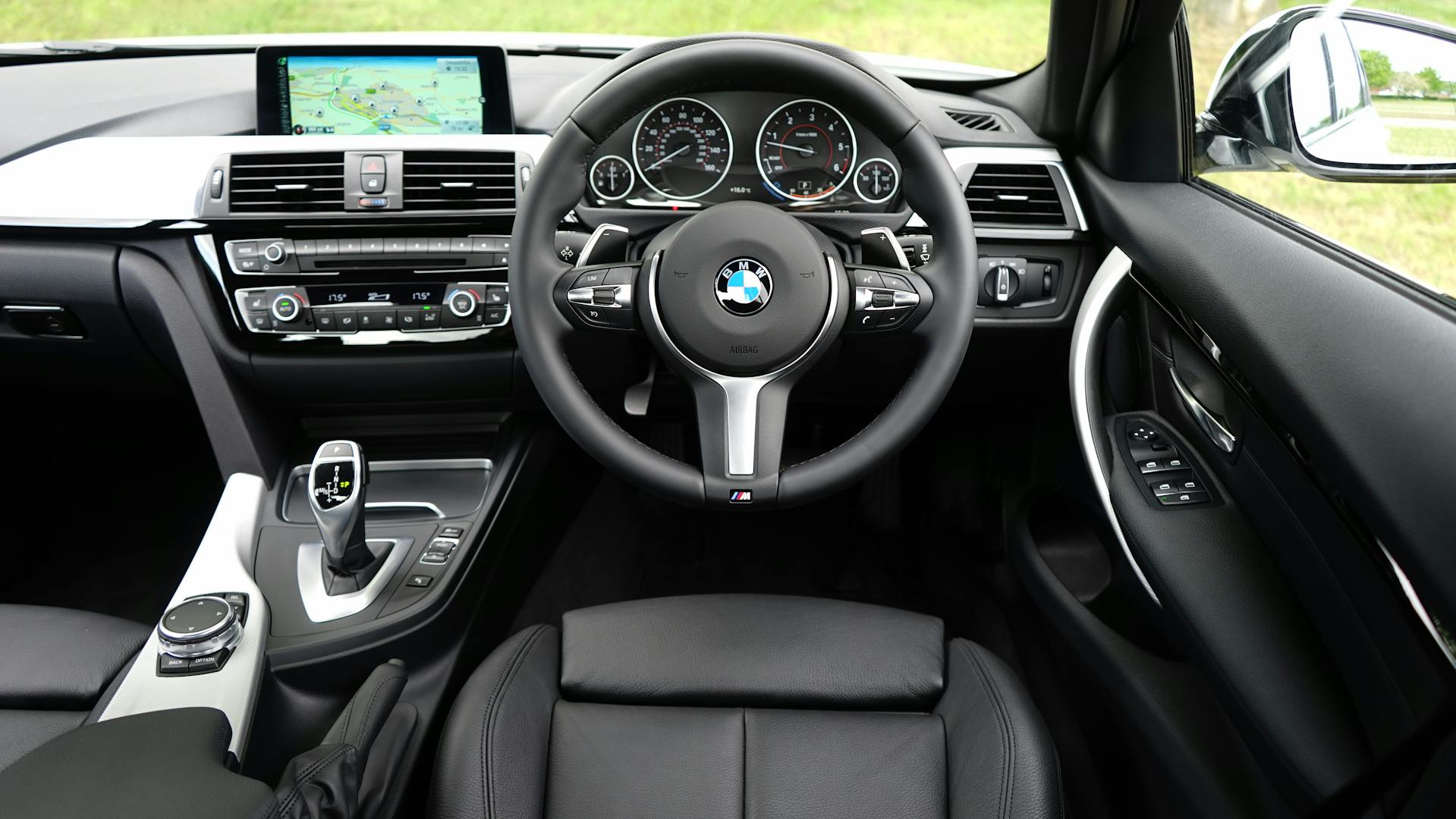 bmw steering wheel